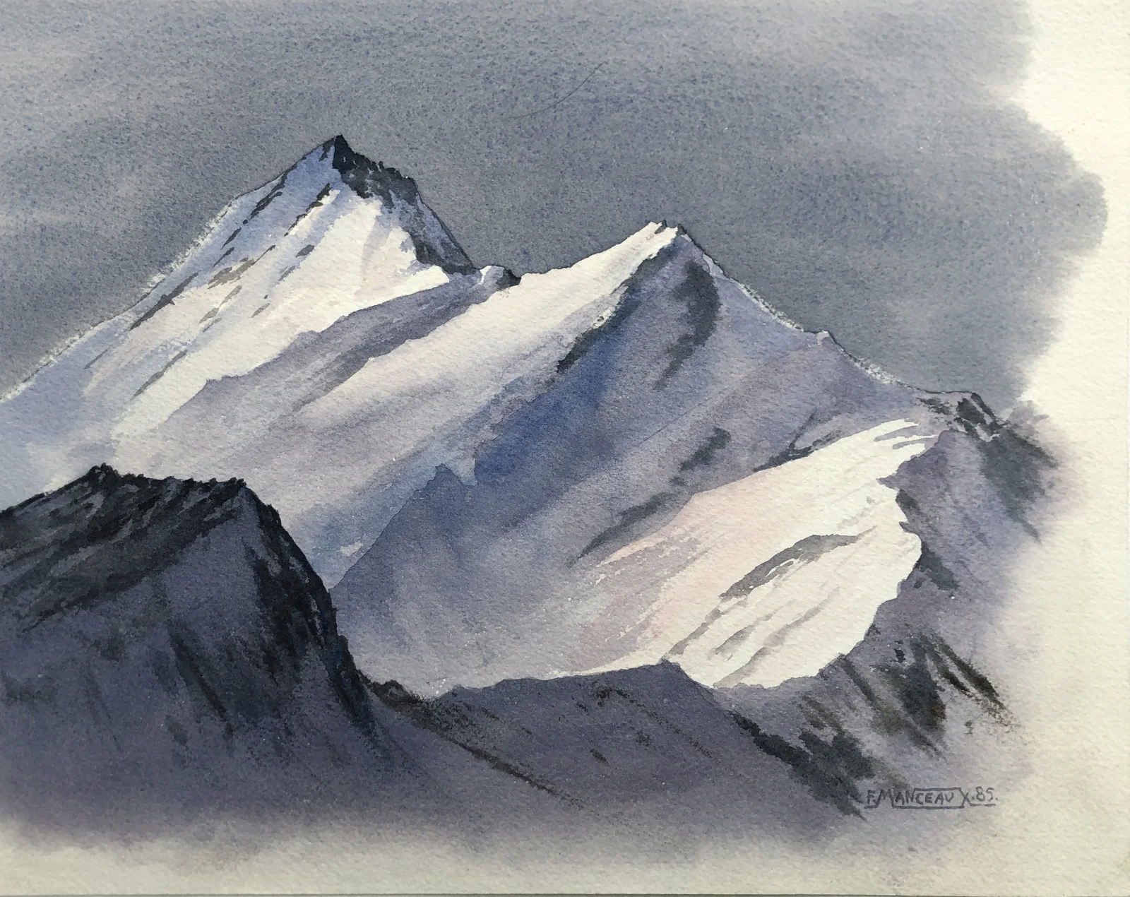 Montagne enneigée