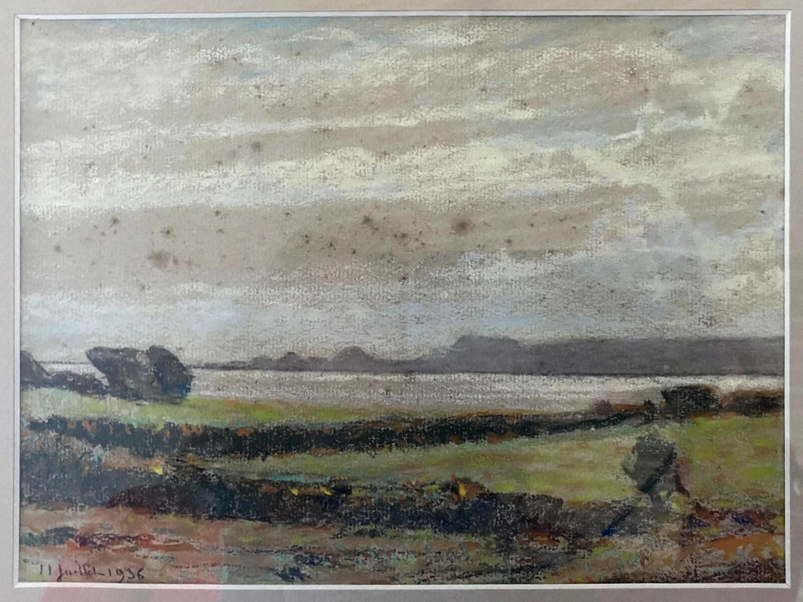 Bord de mer, haies et silhouette